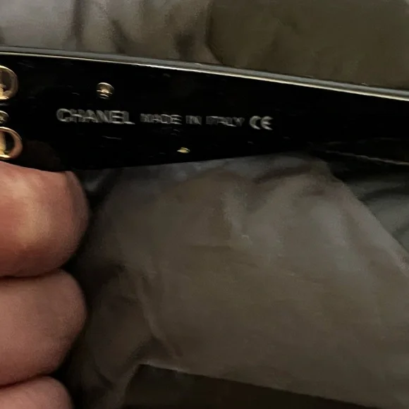 CHANEL Black and brown fashion Sunglasses - Picture 3 of 8